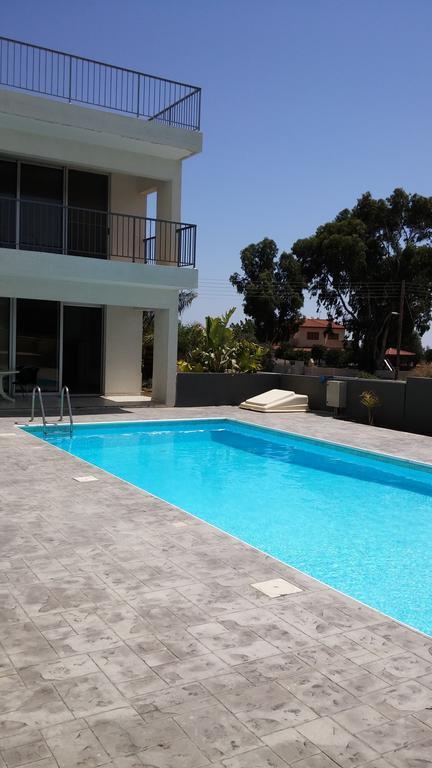 Palms Resort Apartments Alethriko Rum bild