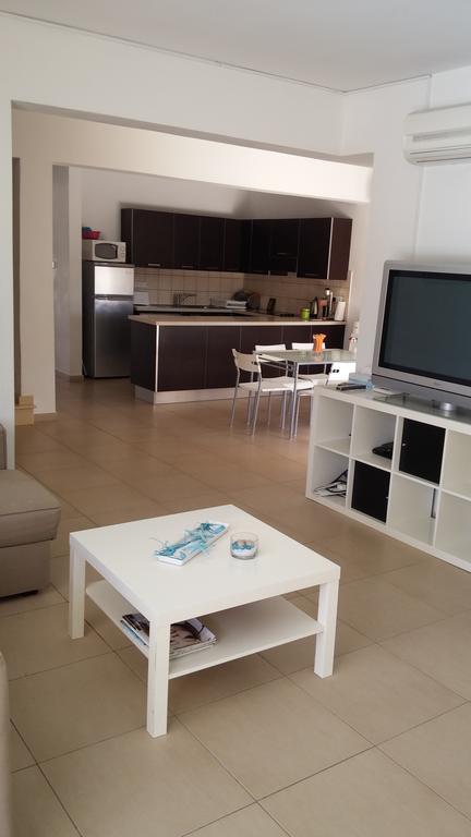 Palms Resort Apartments Alethriko Rum bild