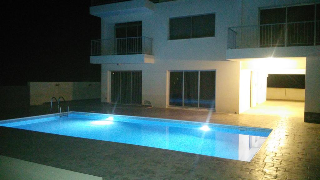 Palms Resort Apartments Alethriko Exteriör bild